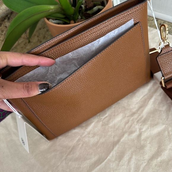 New Tory Burch Blake Swingpack Crossbody Cortado Color - Picture 4 of 10